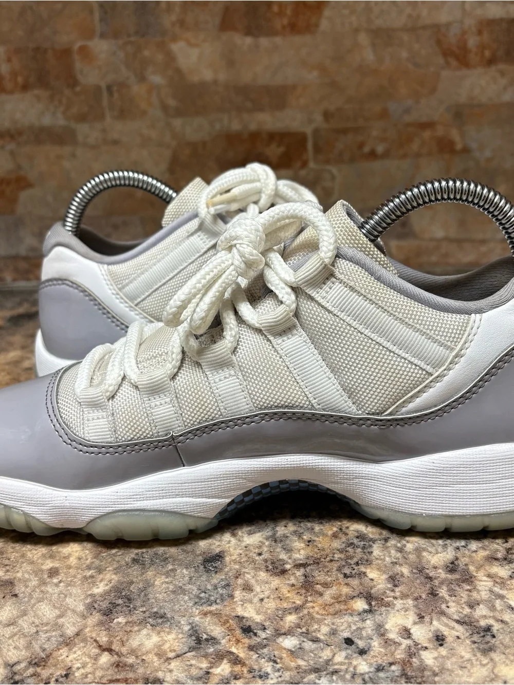 Air Jordan 11 Retro Low Cement Grey AV2187-140 Size 6